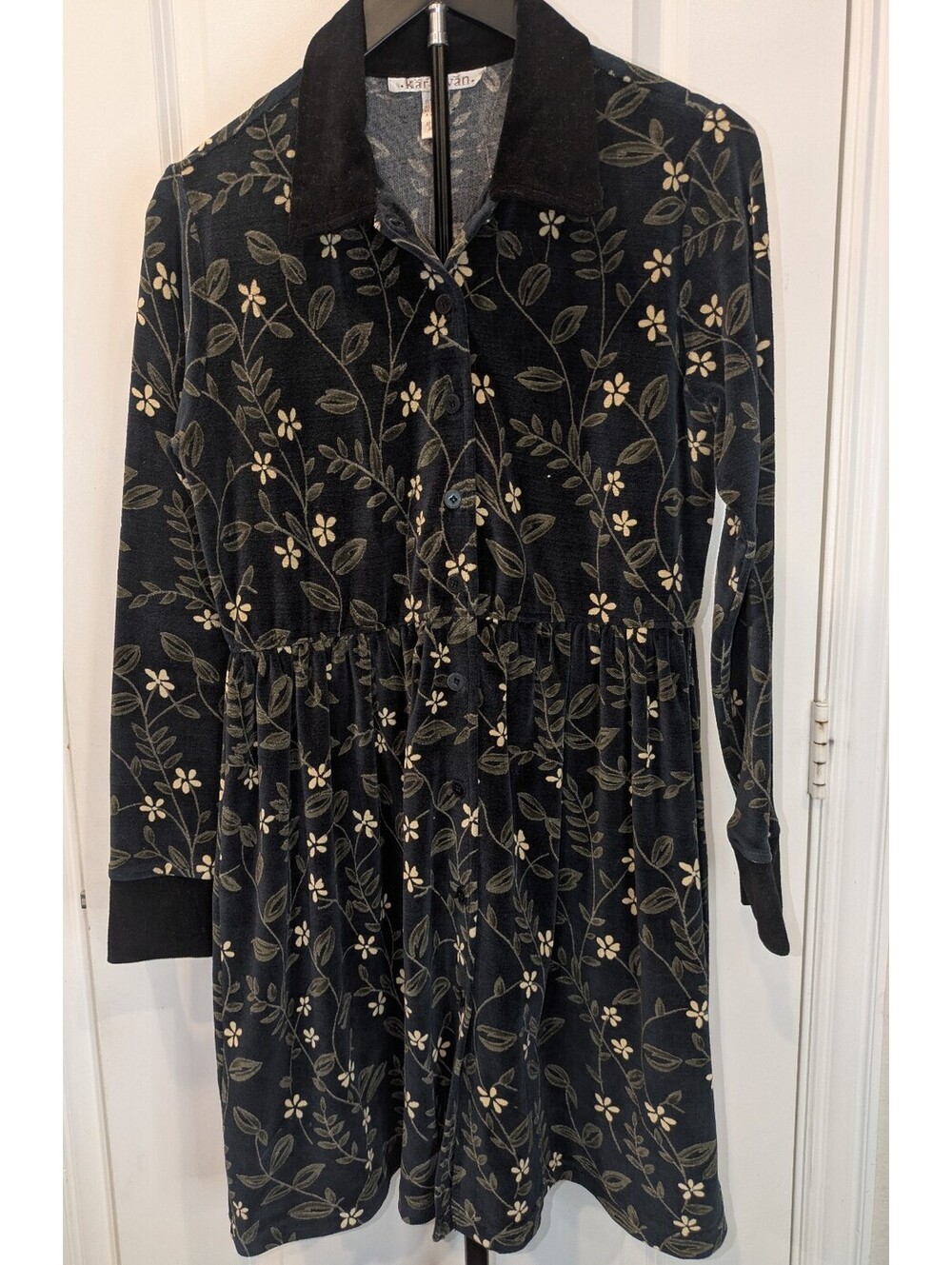 Karavan dark floral cottagecore shirt dress 🌿 small